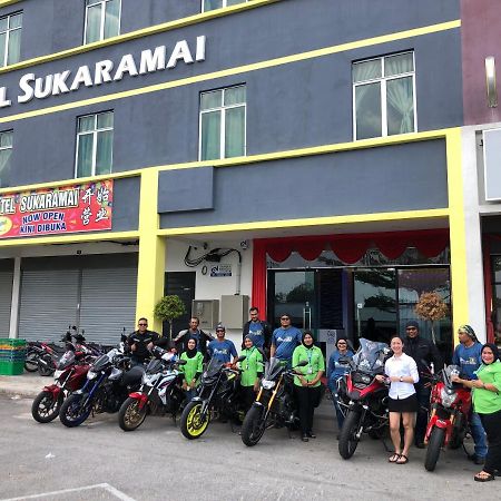 Hotel Sukaramai Kampung Gurun Kültér fotó