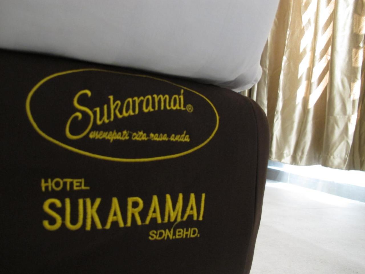 Hotel Sukaramai Kampung Gurun Kültér fotó